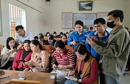 Đẩy mạnh chuyển đổi số&nbsp;vì sự hài lòng của người dân