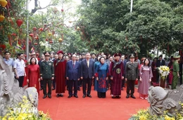 Tổng Bí thư, Chủ tịch nước Tô Lâm dâng hương tưởng niệm các Vua Hùng tại Phú Thọ