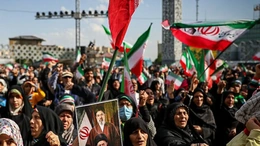 Người dân Iran tuần hành trên khắp cả nước, tuyên thệ trung thành với Lãnh tụ Tối cao mới