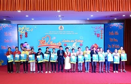 Thủ lĩnh công đoàn cơ sở xuất sắc, tiêu biểu trong công tác đối thoại