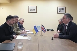 Tổng thống Ukraine gặp lãnh đạo châu Âu tại Armenia, đề xuất nối lại đàm phán ba bên