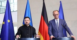 Ukraine thúc đẩy gia nhập EU, Nga nhấn mạnh mục tiêu chiến dịch quân sự đặc biệt