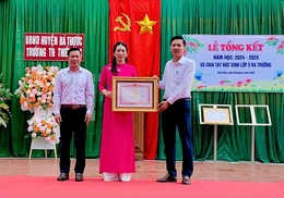 Người giáo viên vùng cao tận hiến cho nghề