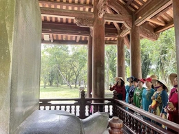 Từ di sản đến biển xanh:&nbsp;Sức hút đa tầng của du lịch xứ Thanh