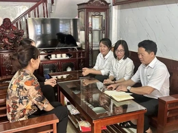 “Cầu nối” đưa nghị quyết của Đảng vào cuộc sống