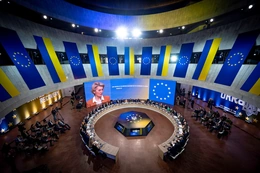 Ukraine và Moldova tiến gần hơn tới EU khi Hungary thay đổi lập trường