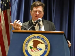 Cựu Chủ tịch SEC Jay Clayton làm Giám đốc Tình báo Quốc gia Mỹ