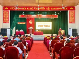 HĐND xã Quảng Ninh thông qua Nghị quyết sắp xếp thôn
