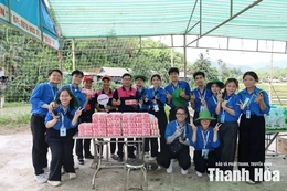 Sôi nổi hoạt động tình nguyện tại xã Tam Lư