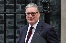 Thủ tướng Anh sắp mãn nhiệm Keir Starmer gửi thông điệp đanh thép tới người kế nhiệm