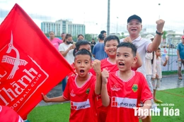 Vỡ òa cảm xúc trong ngày đăng quang&nbsp;