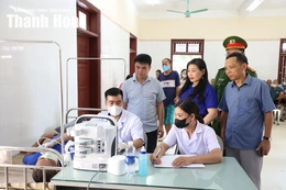 Buổi khám bệnh đặc biệt tại Trung tâm Bảo trợ xã hội Thanh Hóa