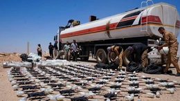 Syria thu giữ lô vũ khí quy mô lớn gần biên giới Iraq, cáo buộc chuyển cho Hezbollah