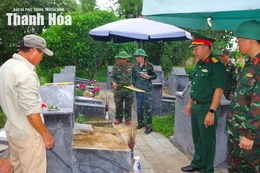 Lấy mẫu hài cốt liệt sĩ tại Nghĩa trang Liệt sĩ Lang Chánh
