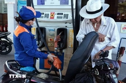 Xăng dầu trong nước đồng loạt giảm, E10RON95-III xuống còn 22.324 đồng/lít