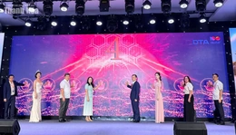 Ra mắt Câu lạc bộ “Niềm tin số Thanh Hóa”