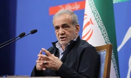Iran khẳng định không đầu hàng, để ngỏ đối thoại với Mỹ