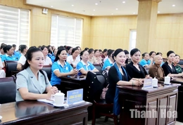 Trang bị phong thái, kỹ năng giao tiếp, ứng xử công sở cho hội viên phụ nữ