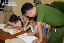 Ngọc Quang những đêm sáng đèn