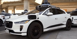 Robotaxi Trung Quốc tăng tốc mở rộng tại châu Âu