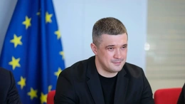 Cựu Bộ trưởng Quốc phòng Ukraine kêu gọi tổ chức bầu cử thời chiến