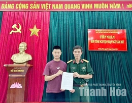 Khát vọng cống hiến từ những lá đơn tình nguyện nhập ngũ