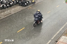 Cảnh báo mưa cường độ lớn ở đồng bằng Bắc Bộ, Lạng Sơn và Thanh Hóa đến Huế