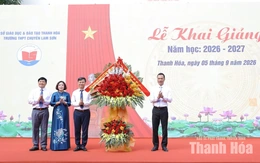 Chủ tịch UBND tỉnh Tô Anh Dũng dự lễ khai giảng năm học 2026-2027 tại Trường THPT chuyên Lam Sơn