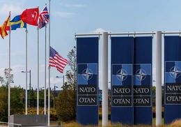 Mỹ cam kết hỗ trợ các nước NATO ứng phó hành động chiến tranh lai