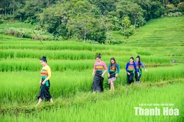 Bản Bút hút khách từ những giá trị văn hóa truyền thống