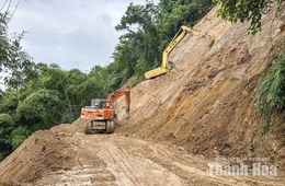 Khắc phục sạt lở các tuyến đường khu vực miền núi