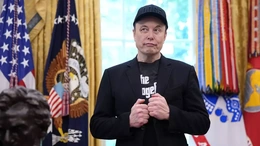 Ông Elon Musk tham gia dự án của Mỹ định hình tương lai tác chiến tự động