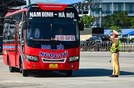 Bắt đầu thực hiện kế hoạch kiểm tra, xử lý vi phạm xe khách trên các tuyến cao tốc