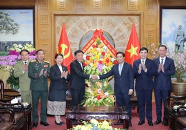 Đoàn đại biểu cấp cao tỉnh Hủa Phăn chúc Tết Bính Ngọ tỉnh Thanh Hóa