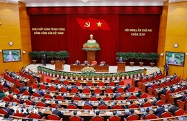 Thông cáo báo chí về ngày làm việc thứ hai Hội nghị Trung ương Đảng khóa XIV