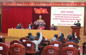 Giới thiệu đồng chí Nguyễn Doãn Anh, Ủy viên Trung ương Đảng, Bí thư Tỉnh ủy ứng cử đại biểu Quốc hội khóa XVI