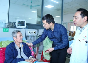 Xuân yêu thương - Tết sum vầy tại Bệnh viện Ung bướu tỉnh Thanh Hóa