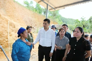 Huy động tối đa lực lượng và phương tiện, kịp thời hỗ trợ các hộ dân gặp thiên tai