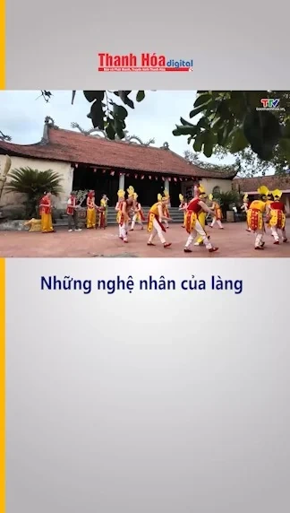 Những nghệ nhân của làng