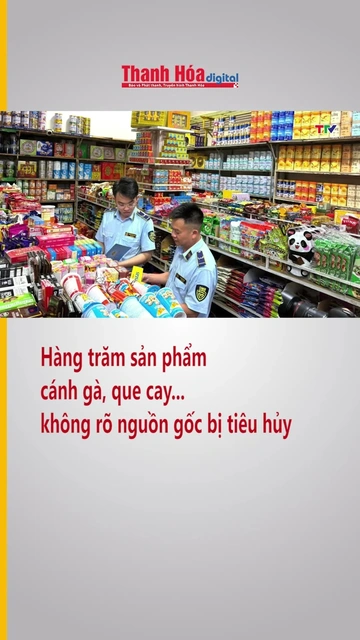 Hàng trăm sản phẩm cánh gà, que cay... không rõ nguồn gốc bị tiêu hủy