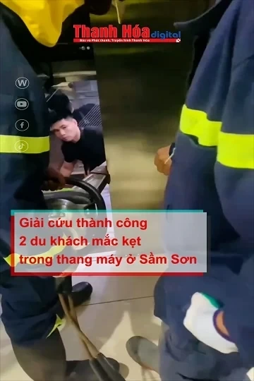 Giải cứu thành công 2 du khách mắc kẹt trong thang máy ở Sầm Sơn