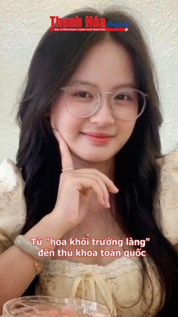 Từ "hoa khôi trường làng" đến thủ khoa toàn quốc