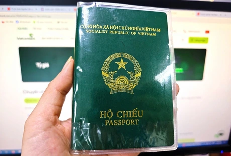 Các ngân hàng ngừng giao dịch bằng hộ chiếu từ 1/1/2026