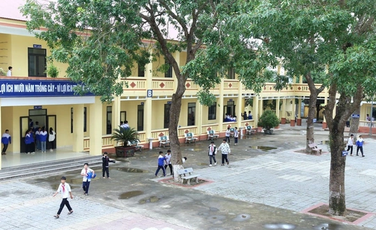 Tái thiết trường, lớp sau sắp xếp đơn vị hành chính