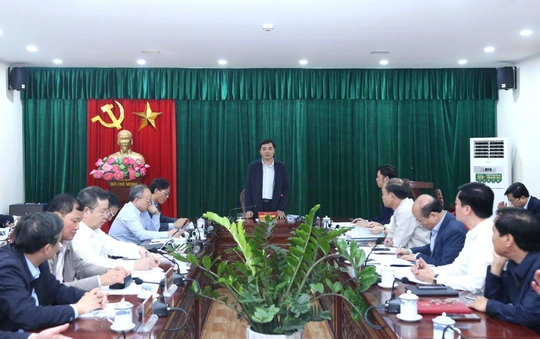 Chủ tịch UBND tỉnh Nguyễn Hoài Anh làm việc với Sở VH,TT&DL về tình hình thực hiện nhiệm vụ giai đoạn 2021-2025