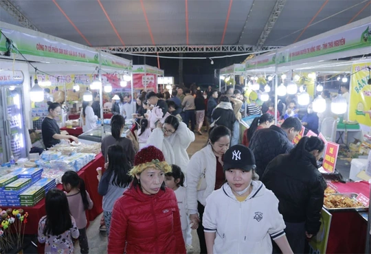 Ngày hội mua sắm, giới thiệu sản phẩm đặc trưng