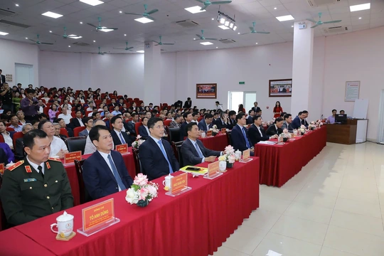 Khánh thành, đưa vào hoạt động Hệ thống xạ trị gia tốc tại Bệnh viện Ung bướu Thanh Hóa