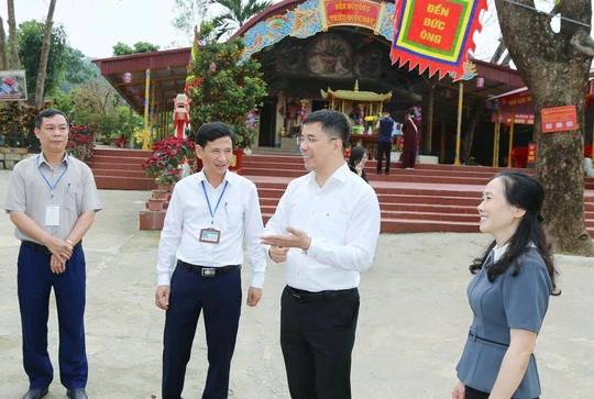 Tập trung lãnh đạo, chỉ đạo thực hiện nhiệm vụ nhằm tạo xung lực mới cho phát triển