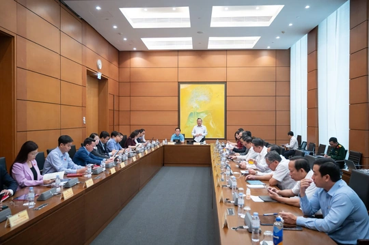 Đoàn ĐBQH Thanh Hóa tham gia góp ý vào các dự án Luật