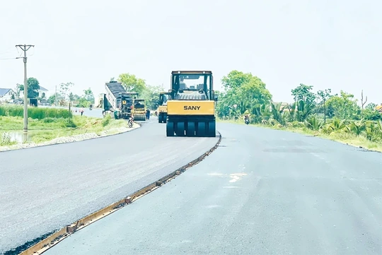 Tập trung gỡ “nút thắt” mặt bằng&nbsp;các dự án giao thông trọng điểm